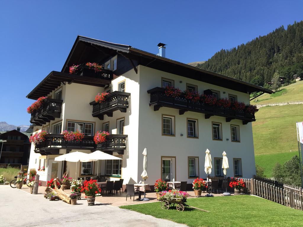 Hotel Garni Gruenmoos Sankt Jakob in Defereggen Extérieur photo