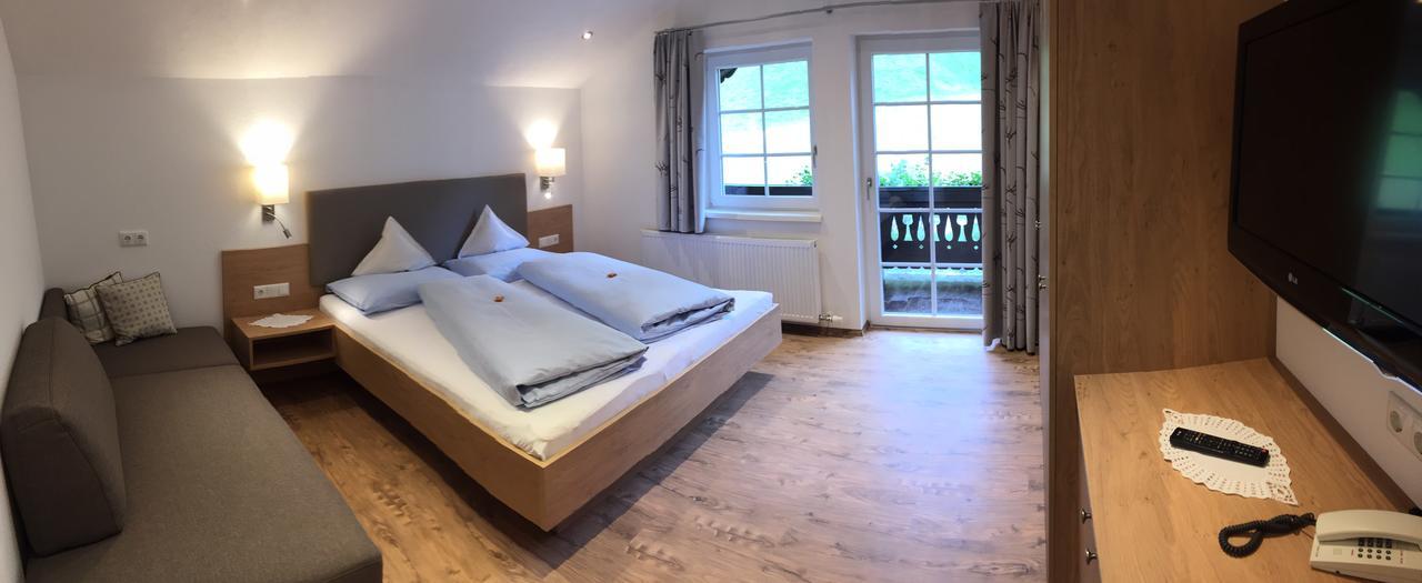 Hotel Garni Gruenmoos Sankt Jakob in Defereggen Extérieur photo
