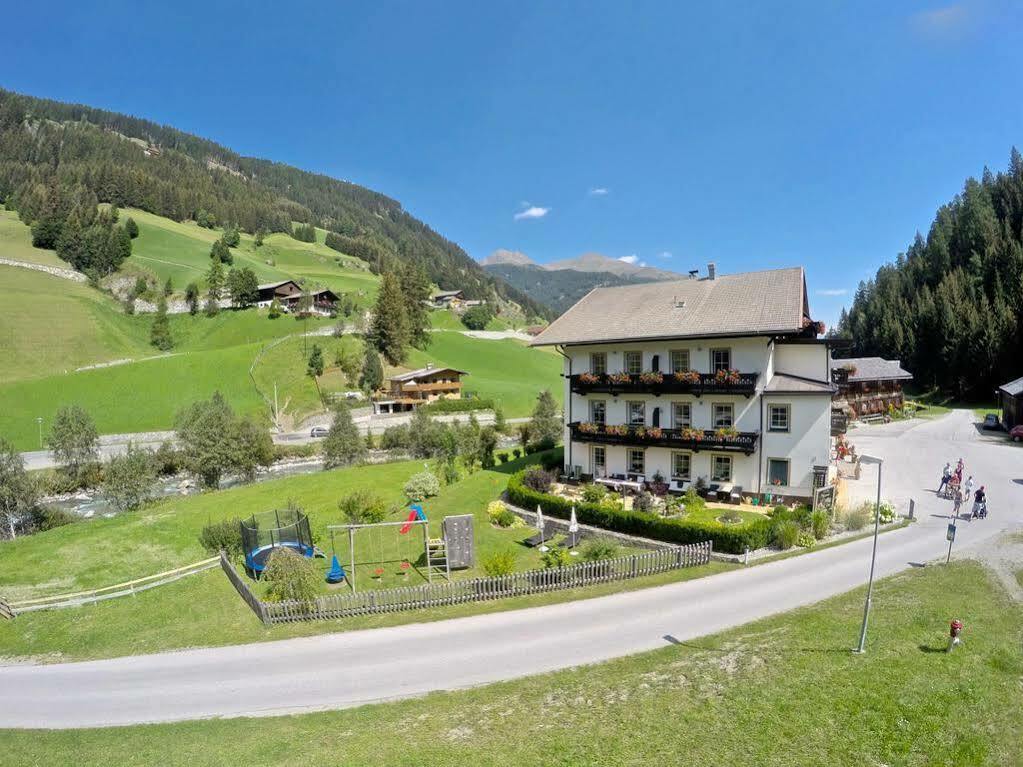 Hotel Garni Gruenmoos Sankt Jakob in Defereggen Extérieur photo