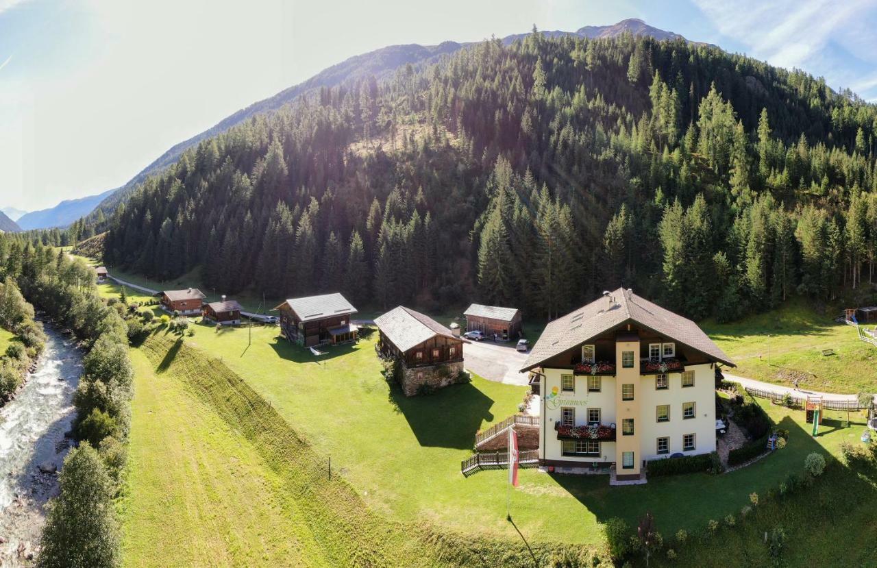 Hotel Garni Gruenmoos Sankt Jakob in Defereggen Extérieur photo